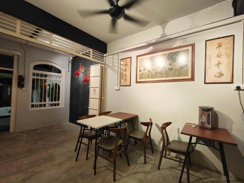 Hotel Sunshine House George Town Exterior foto